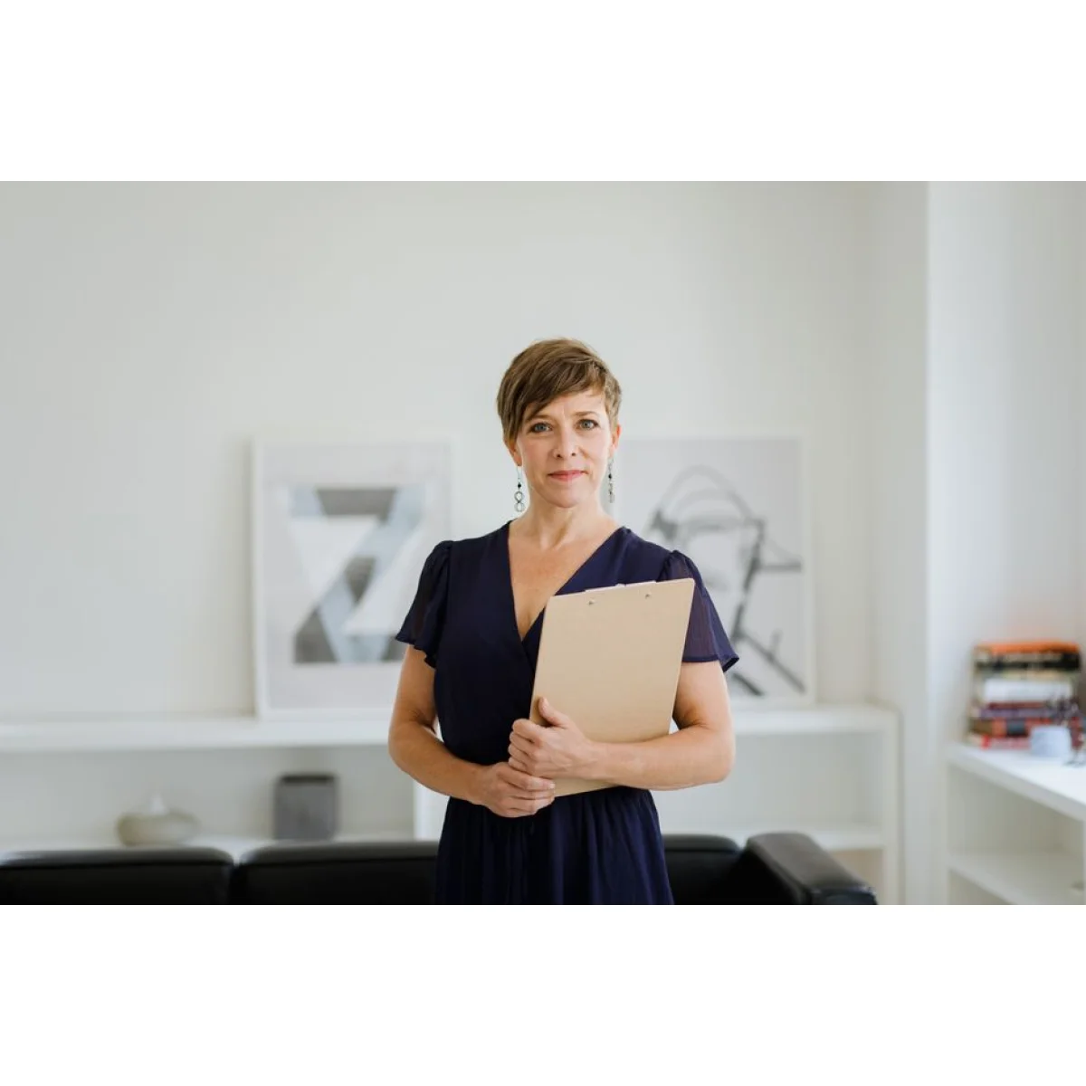 Thandeka Pretorius, Sales and Orders